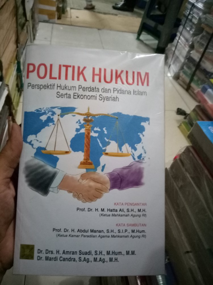 Buku politik hukum pidana